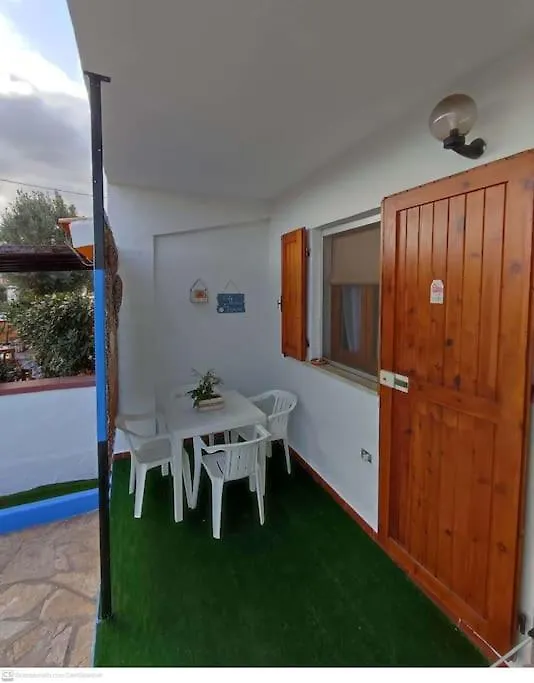 הוילה סאן תאודורו Casa Flamingo House 0*,