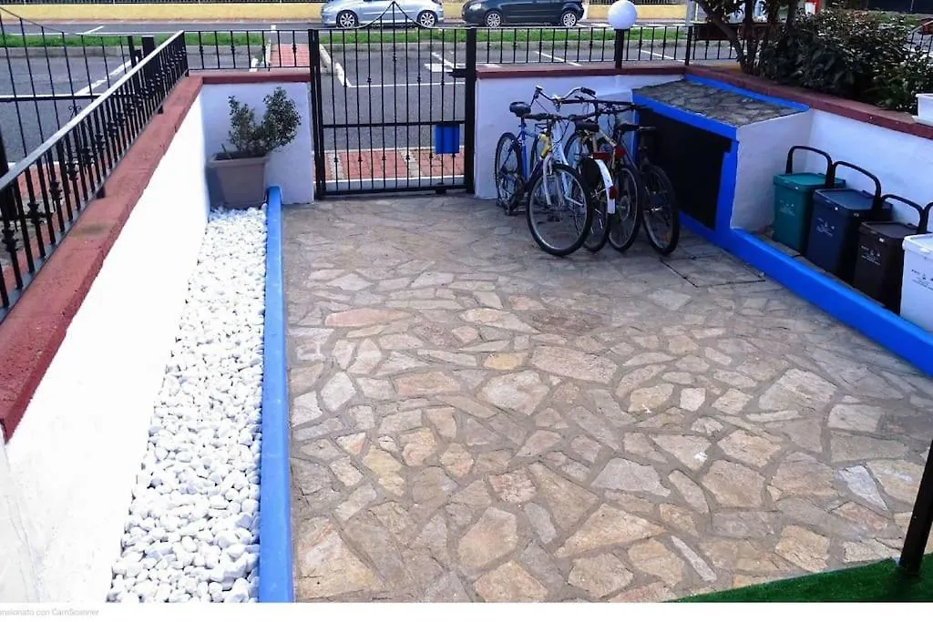 הוילה סאן תאודורו Casa Flamingo House בית נופש