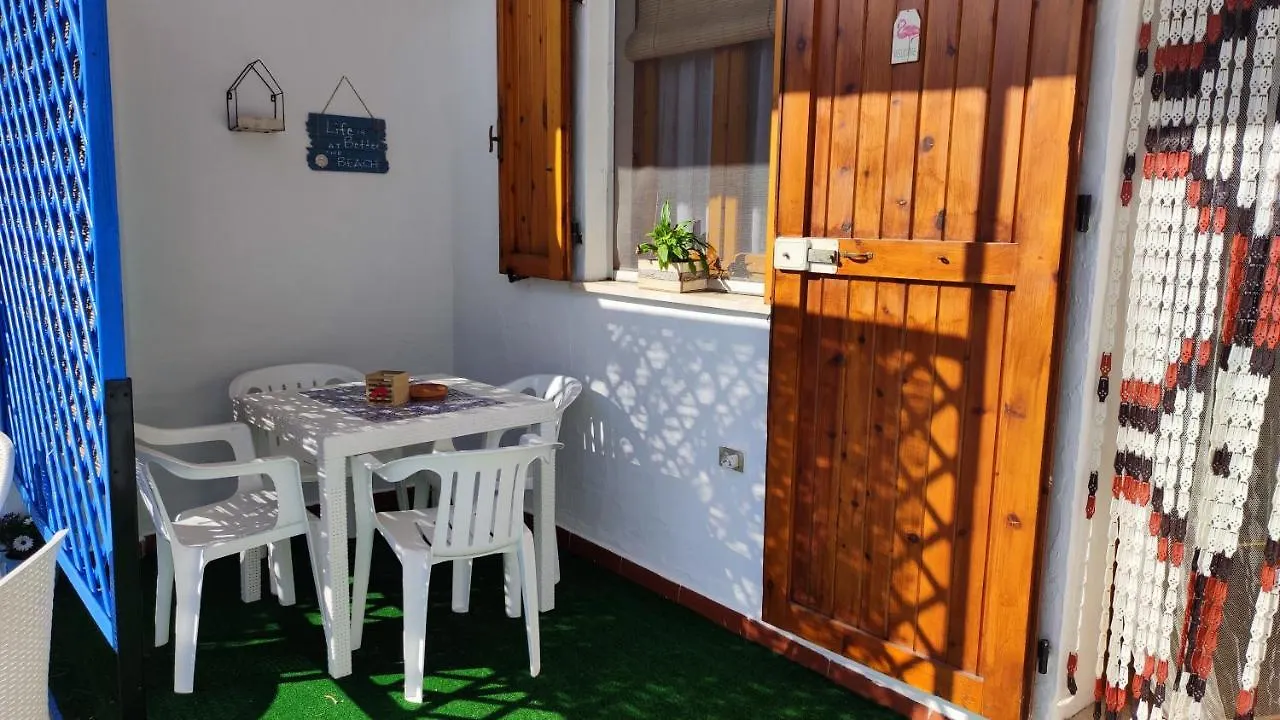 הוילה סאן תאודורו Casa Flamingo House 0*,  איטליה